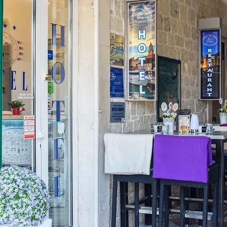 Heritage Sikaa Szálloda Trogir