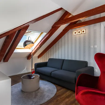 Szálloda Heritage Sikaa Trogir