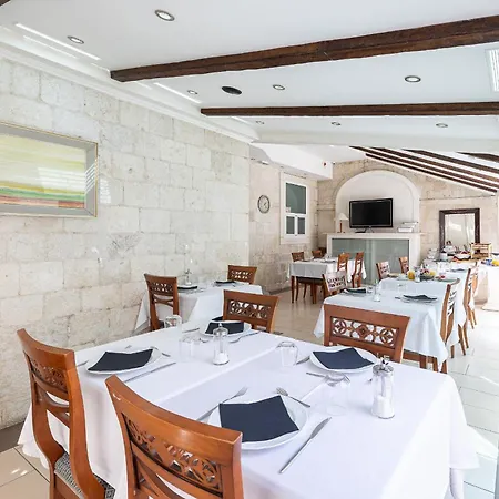 Heritage Sikaa Trogir