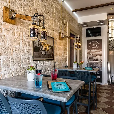 Heritage Sikaa Otel Trogir