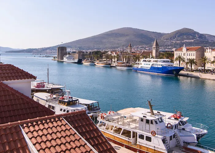 Heritage Sikaa Τρογκίρ