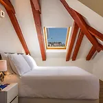 Heritage Sikaa Hotel 4*